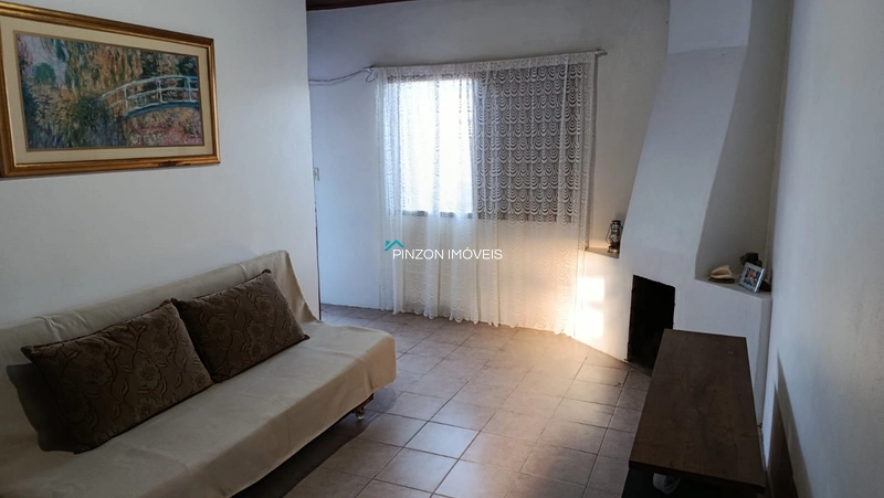 CASA A 300M DO MAR APENAS.: 2ª foto da galeria de imagens do imóvel