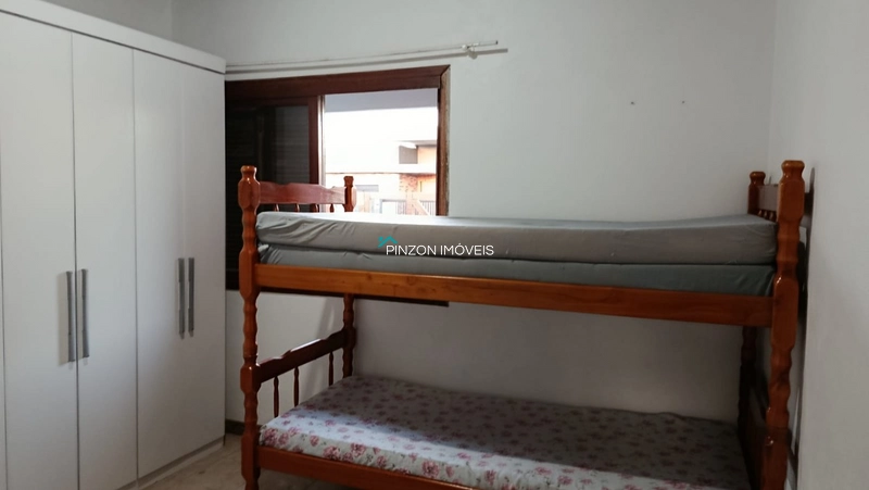 CASA A 300M DO MAR APENAS.: 5ª foto da galeria de imagens do imóvel