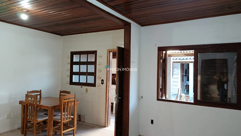 CASA A 300M DO MAR APENAS.: 8ª foto da galeria de imagens do imóvel