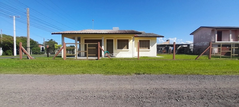 ÓTIMA CASA BEM LOCALIZADA EM ARROIO DO SAL!!!: 3ª foto da galeria de imagens do imóvel