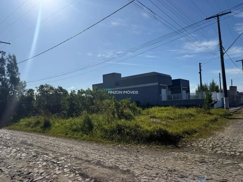 TERRENO DE ESQUINA EM ATLÂNTIDA SUL: 2ª foto da galeria de imagens do imóvel