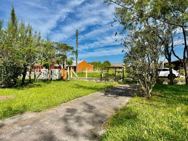 Casa a poucos metros da praia!: 12ª foto da galeria de imagens do imóvel
