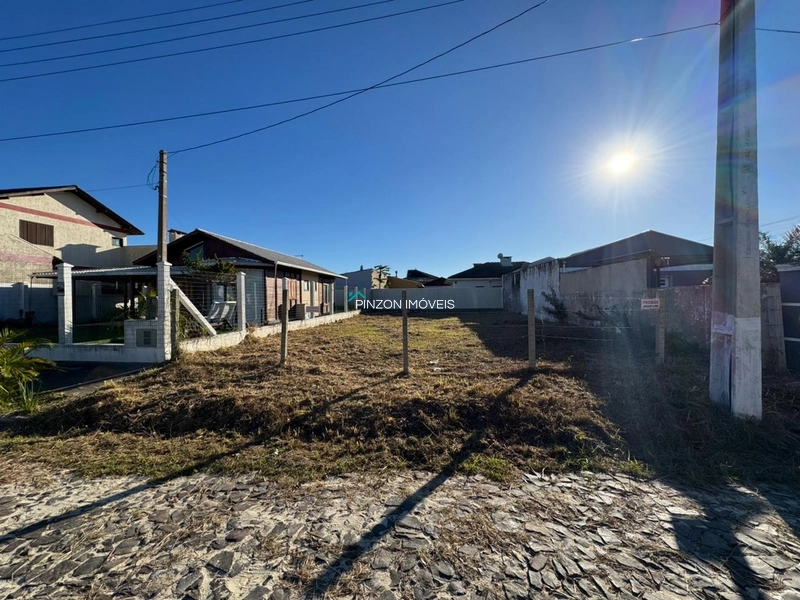 TERRENO A 350 METROS DA PRAIA: 6ª foto da galeria de imagens do imóvel
