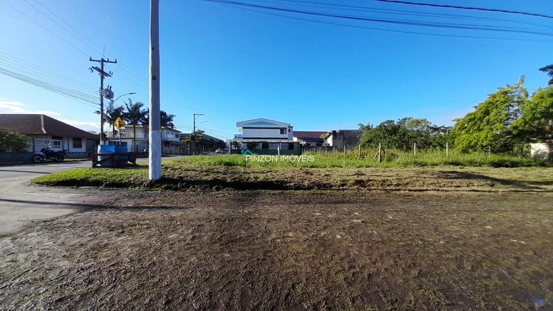 TERRENO DE ESQUINA NA INTERPRAIAS EM ARROIO DO SAL!: 3ª foto da galeria de imagens do imóvel