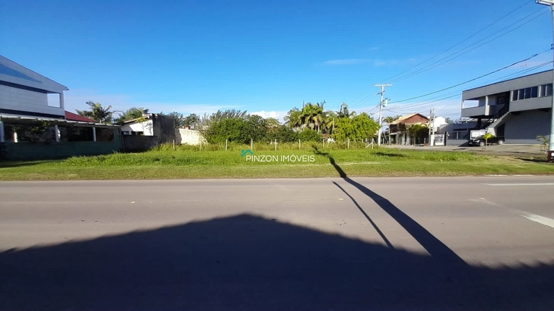 TERRENO DE ESQUINA NA INTERPRAIAS EM ARROIO DO SAL!: 2ª foto da galeria de imagens do imóvel