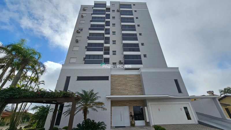 APARTAMENTO MOBILIADO COM SUÍTE NO CENTRO DE ARROIO DO SAL!: 2ª foto da galeria de imagens do imóvel