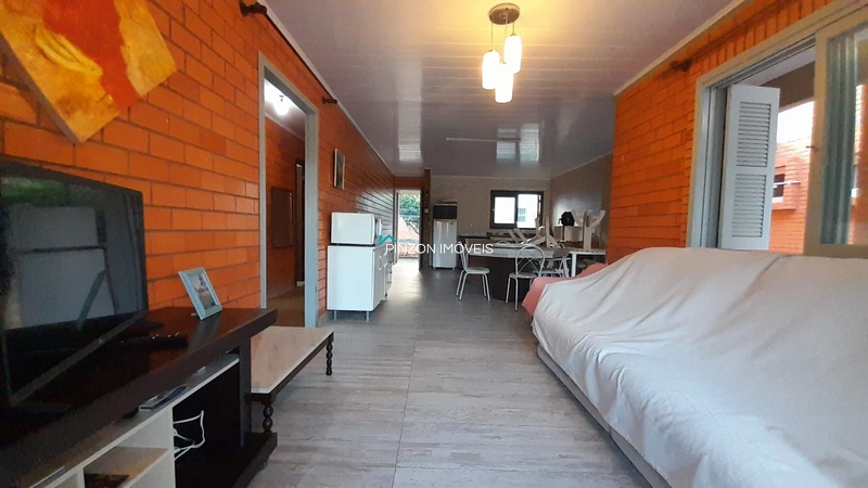 CASA NO CENTRO DE AREIAS BRANCAS EM ARROIO DO SAL.: 9ª foto da galeria de imagens do imóvel