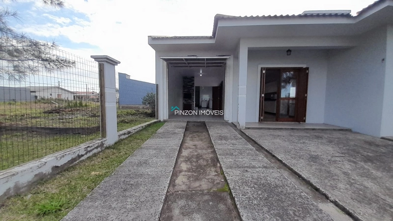 ÓTIMA CASA BEM DISTRIBUIDA PRÓXIMA DO MAR EM ARROIO DO SAL!: 5ª foto da galeria de imagens do imóvel