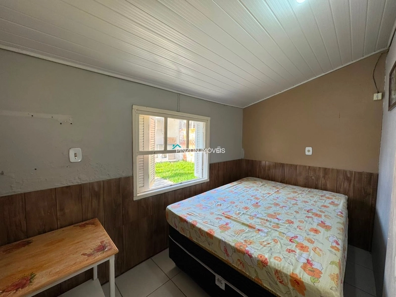Casa com Piscina á 300 metros da praia.: 11ª foto da galeria de imagens do imóvel