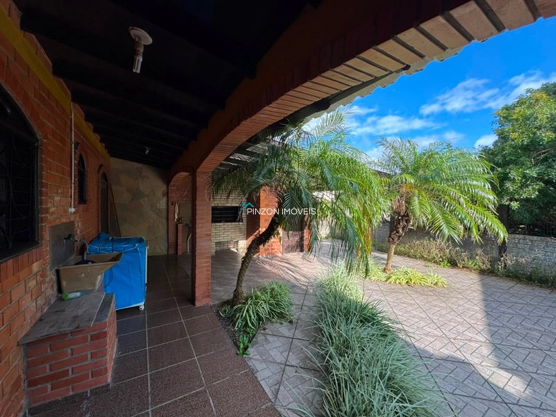 CASA PROXIMA AOS COMERCIOS DE ATLANTIDA SUL: 23ª foto da galeria de imagens do imóvel