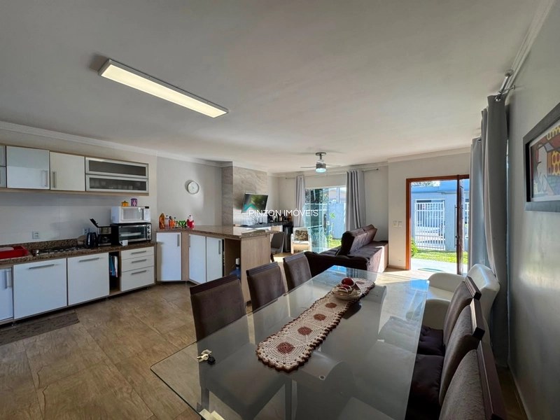 CASA PRÓXIMA DA PRAIA EM ATLÂNTIDA SUL: 16ª foto da galeria de imagens do imóvel