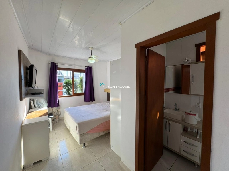 CASA A 250M DO MAR COM PISCINA AQUECIDA: 5ª foto da galeria de imagens do imóvel