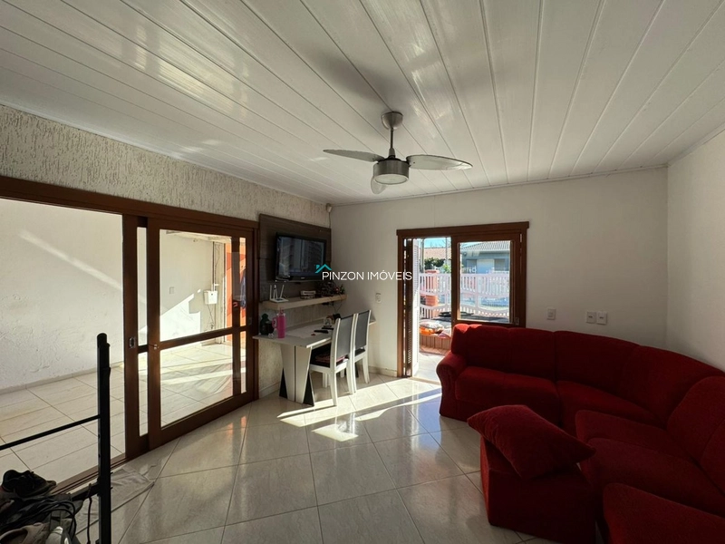 CASA A 250M DO MAR COM PISCINA AQUECIDA: 7ª foto da galeria de imagens do imóvel