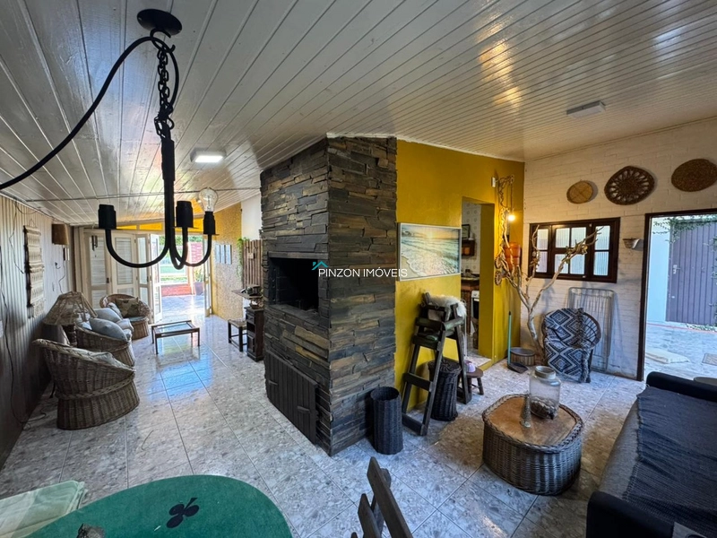 CASA A 300 METROS DA PRAIA: 17ª foto da galeria de imagens do imóvel
