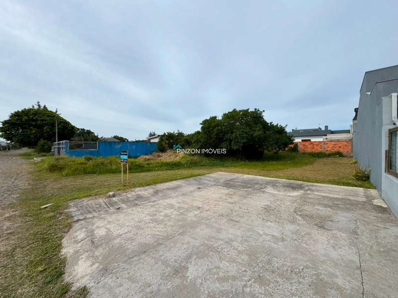 TERRENO NA PRAIA DE ATLÂNTIDA SUL: 2ª foto da galeria de imagens do imóvel