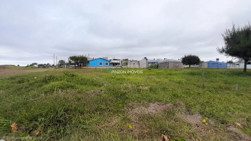 TERRENO DE ESQUINA NA BEIRA MAR DA PRAIA DE ARROIO DO SAL!: 3ª foto da galeria de imagens do imóvel