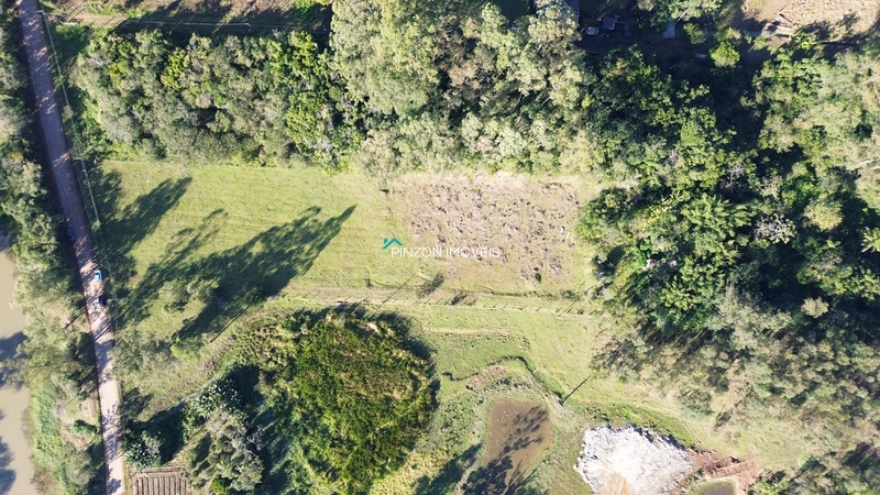 LOTE COM 1,89 HECTARES: 1ª foto da galeria de imagens do imóvel