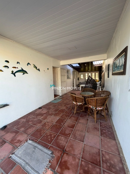 Casa á 100 metros do mar: 18ª foto da galeria de imagens do imóvel
