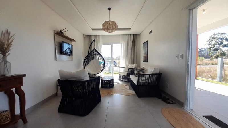CASA QUE REÚNE CONFORTO E QUALIDADE DE VIDA EM ARROIO DO SAL: 9ª foto da galeria de imagens do imóvel