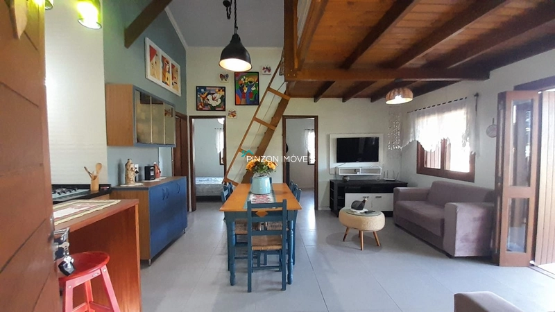 Casa de Esquina a Apenas 200 Metros do Mar no Lado Norte de Arroio do: 7ª foto da galeria de imagens do imóvel