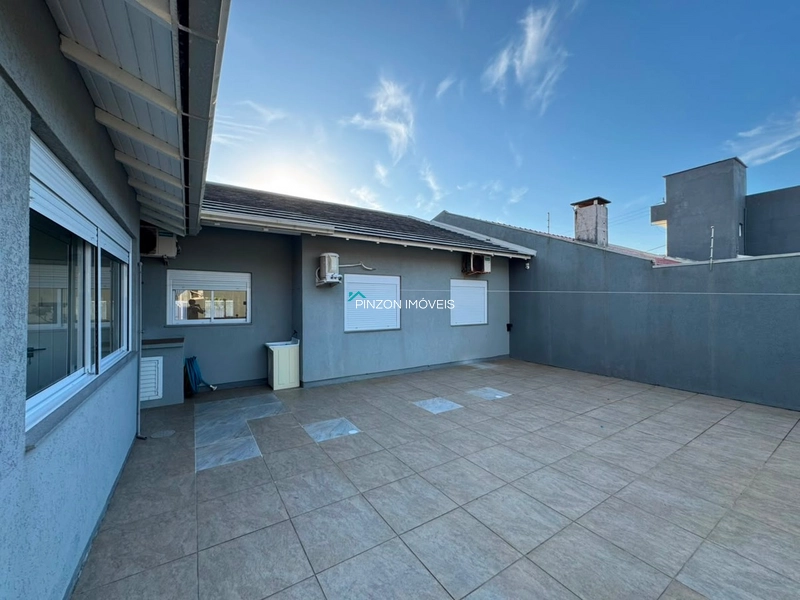 CASA A 50 METROS DA PRAIA: 21ª foto da galeria de imagens do imóvel