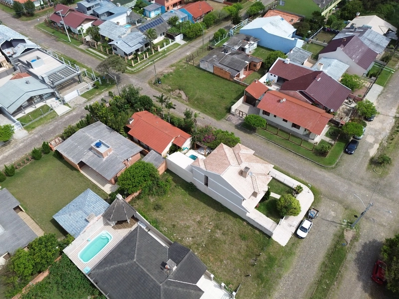 Terreno localizado a 200m da praia.: 8ª foto da galeria de imagens do imóvel