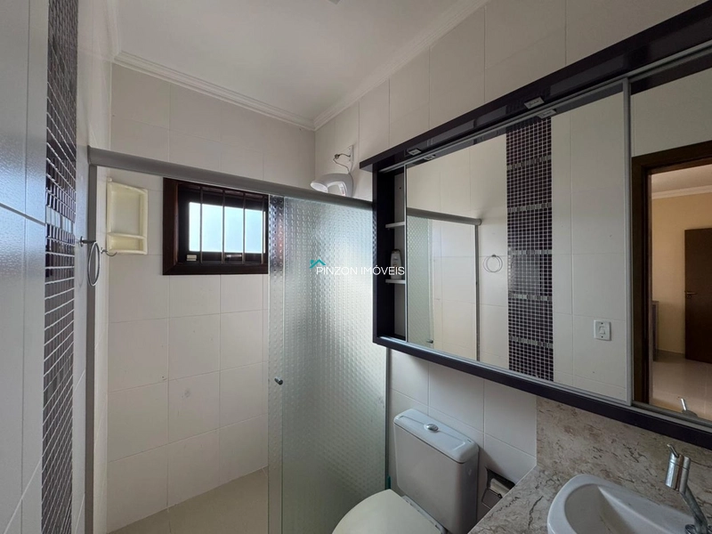 Sobrado a 200m da praia.: 14ª foto da galeria de imagens do imóvel