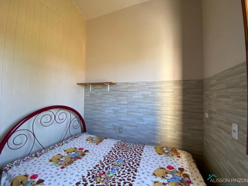 Casa na Av. Brasil em Mariápolis: 13ª foto da galeria de imagens do imóvel