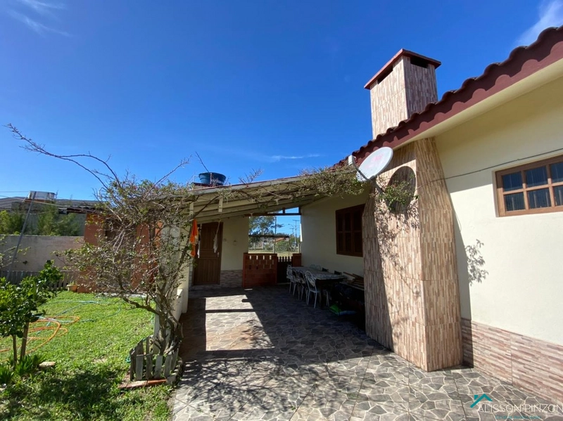Casa na Av. Brasil em Mariápolis: 8ª foto da galeria de imagens do imóvel