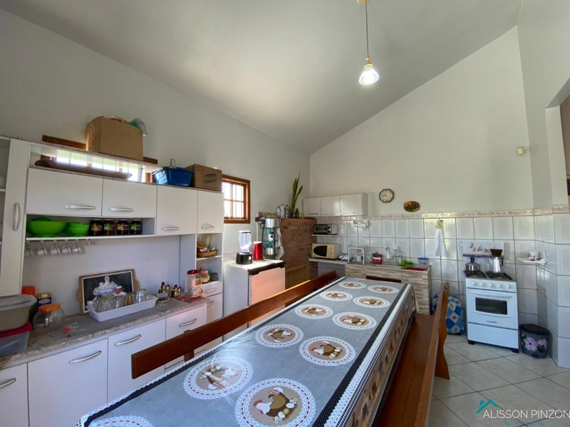 Casa na Av. Brasil em Mariápolis: 14ª foto da galeria de imagens do imóvel