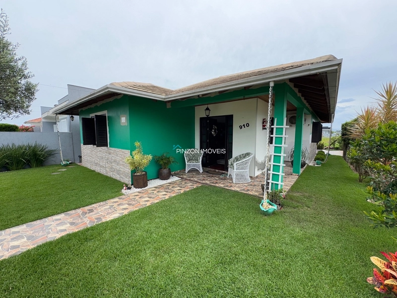 CASA À VENDA EM ATLÂNTIDA SUL