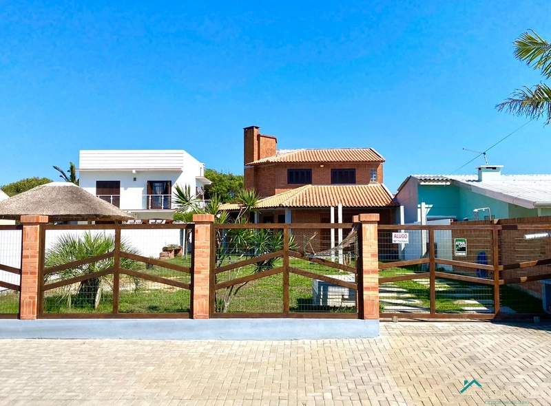 Propriedade com 02 dormitorios a 350m da praia.: 2ª foto da galeria de imagens do imóvel