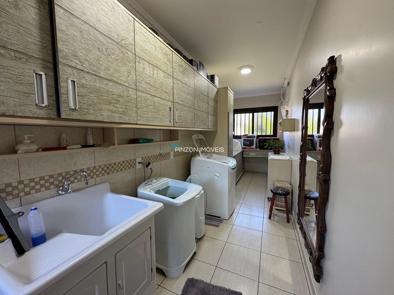 PROPRIEDADE COM 2 TERRENOS A UMA QUADRA DO MAR: 42ª foto da galeria de imagens do imóvel