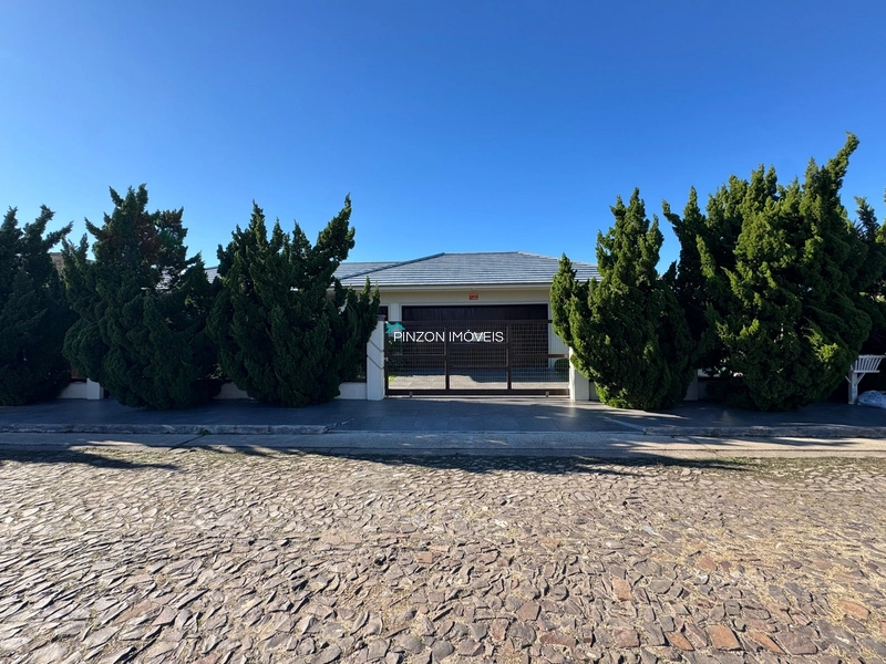 PROPRIEDADE COM 2 TERRENOS A UMA QUADRA DO MAR: 1ª foto da galeria de imagens do imóvel