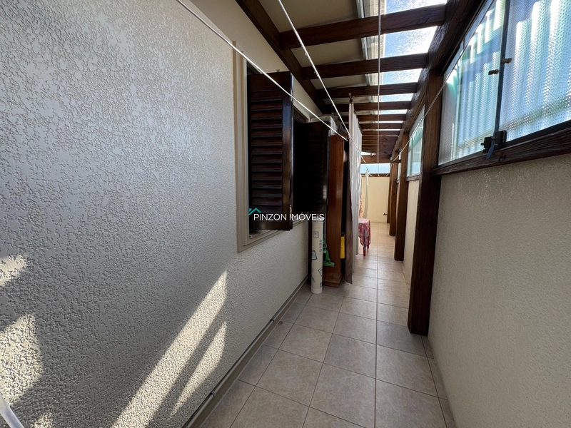 PROPRIEDADE COM 2 TERRENOS A UMA QUADRA DO MAR: 48ª foto da galeria de imagens do imóvel