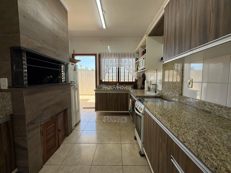 CASA A 150 METROS DA PRAIA: 17ª foto da galeria de imagens do imóvel