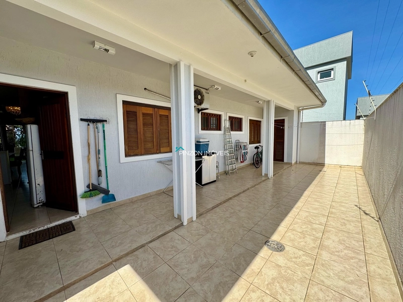 CASA A 150 METROS DA PRAIA: 25ª foto da galeria de imagens do imóvel