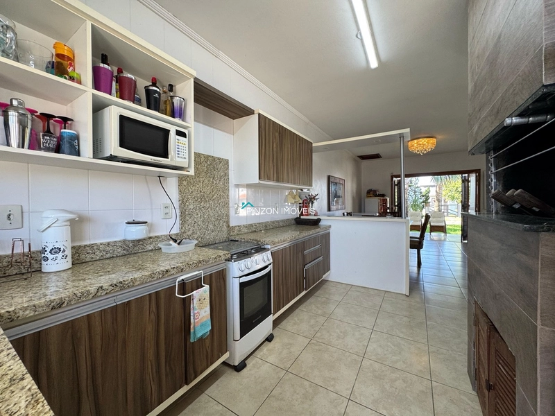 CASA A 150 METROS DA PRAIA: 18ª foto da galeria de imagens do imóvel