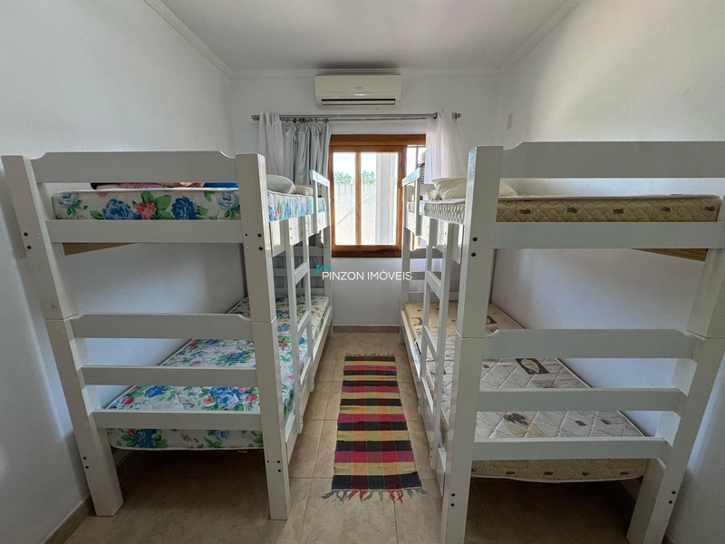 CASA A 150 METROS DA PRAIA: 20ª foto da galeria de imagens do imóvel