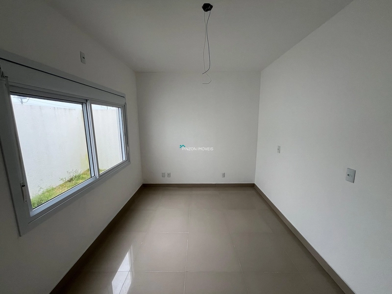 CASA A 450 METROS DA PRAIA.: 11ª foto da galeria de imagens do imóvel