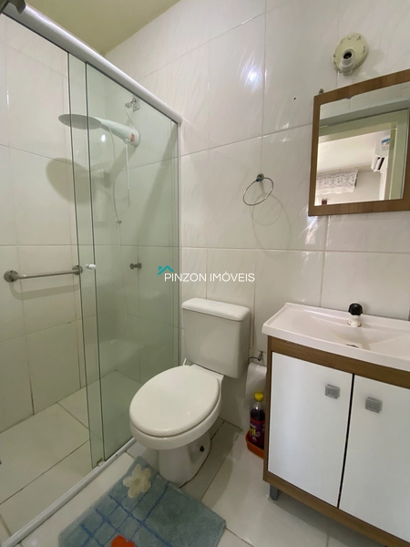 CASA COM PISCINA: 22ª foto da galeria de imagens do imóvel