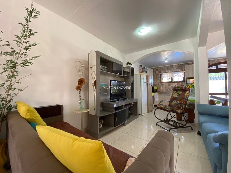 CASA COM PISCINA: 8ª foto da galeria de imagens do imóvel