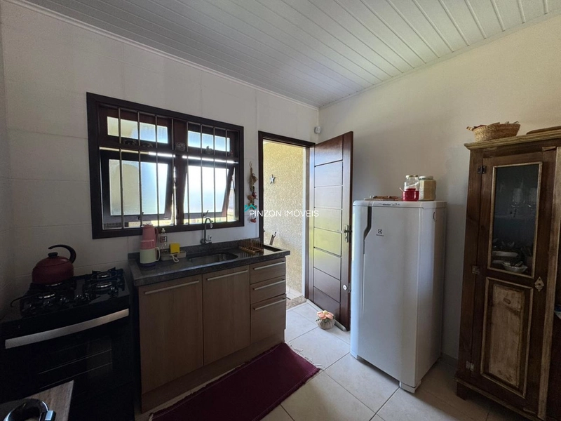 CASA GEMINADA EM ATLÂNTIDA SUL: 19ª foto da galeria de imagens do imóvel