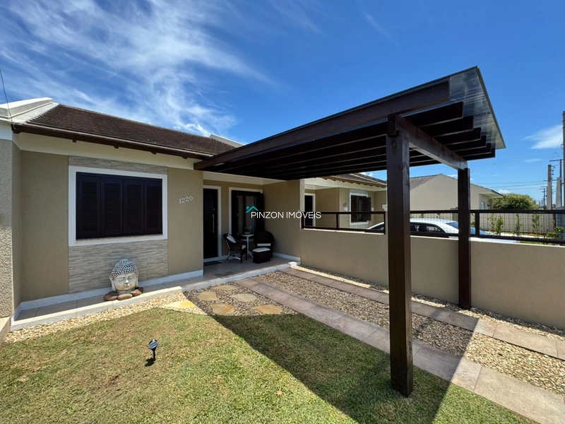 CASA GEMINADA EM ATLÂNTIDA SUL