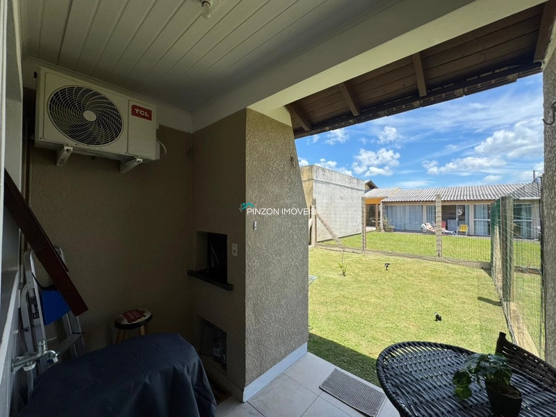 CASA GEMINADA EM ATLÂNTIDA SUL: 20ª foto da galeria de imagens do imóvel