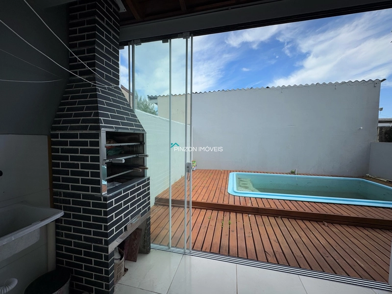 CASA COM PISCINA EM ATLÂNTIDA SUL: 6ª foto da galeria de imagens do imóvel