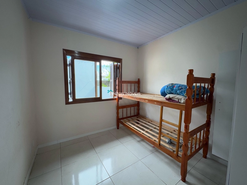 CASA COM PISCINA EM ATLÂNTIDA SUL: 11ª foto da galeria de imagens do imóvel