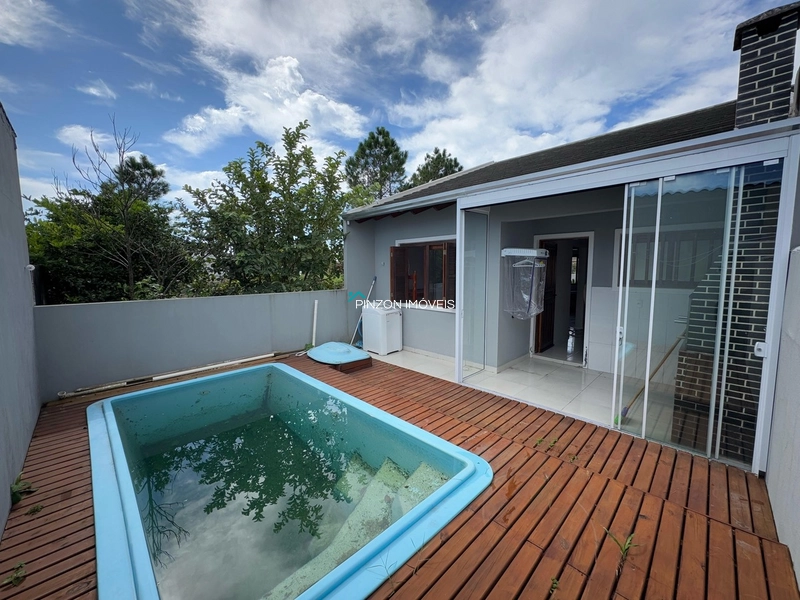 CASA COM PISCINA EM ATLÂNTIDA SUL: 5ª foto da galeria de imagens do imóvel