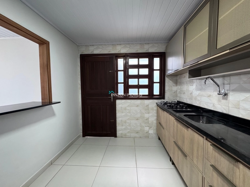 CASA COM PISCINA EM XANGRI-LÁ: 21ª foto da galeria de imagens do imóvel