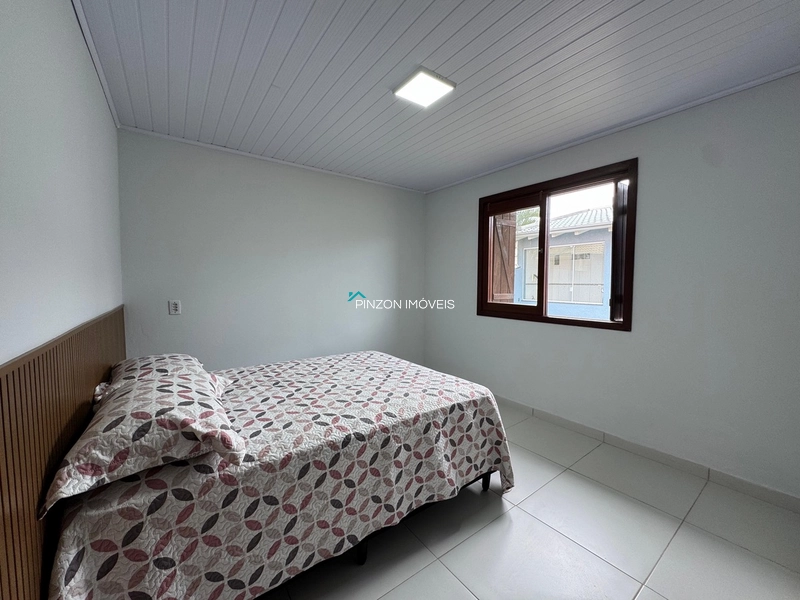 CASA COM PISCINA EM XANGRI-LÁ: 14ª foto da galeria de imagens do imóvel